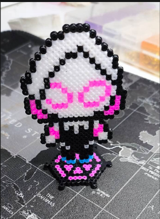 Arte de mesa da heroína aranha em Hama Beads com suporte